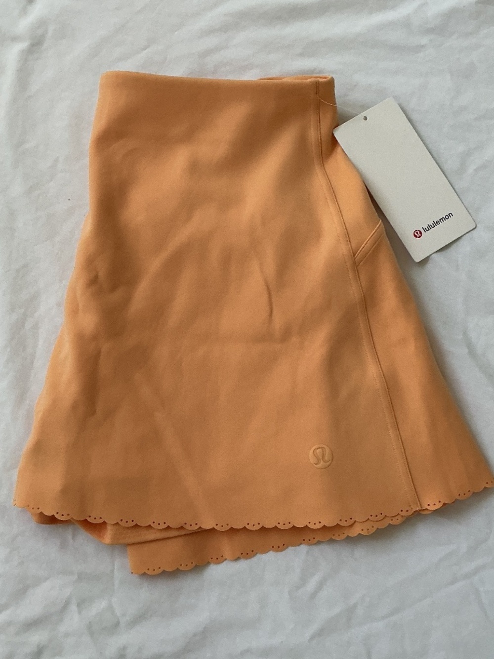 Lululemon sz L Scallop Hem Tennis Skirt NWT Rock Melon